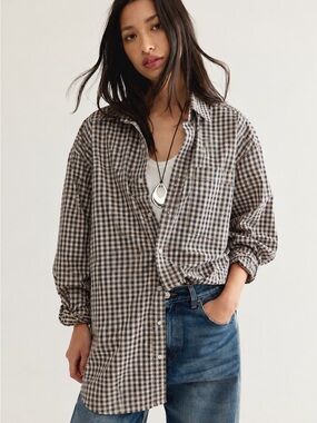 884. Blue & Brown Gingham Button-Down Shirt - Women